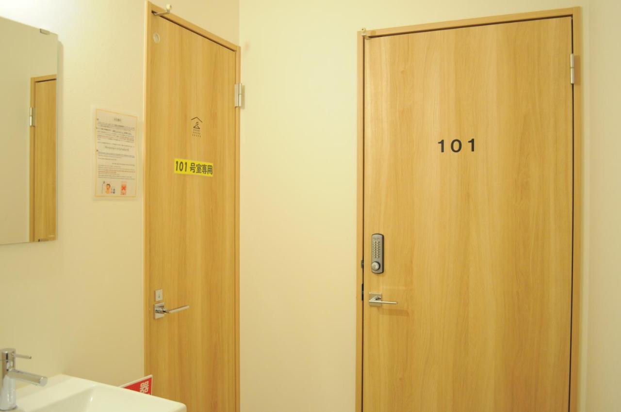 04 วิลเลจ คุโจะ Hostel โอซาก้า ภายนอก รูปภาพ