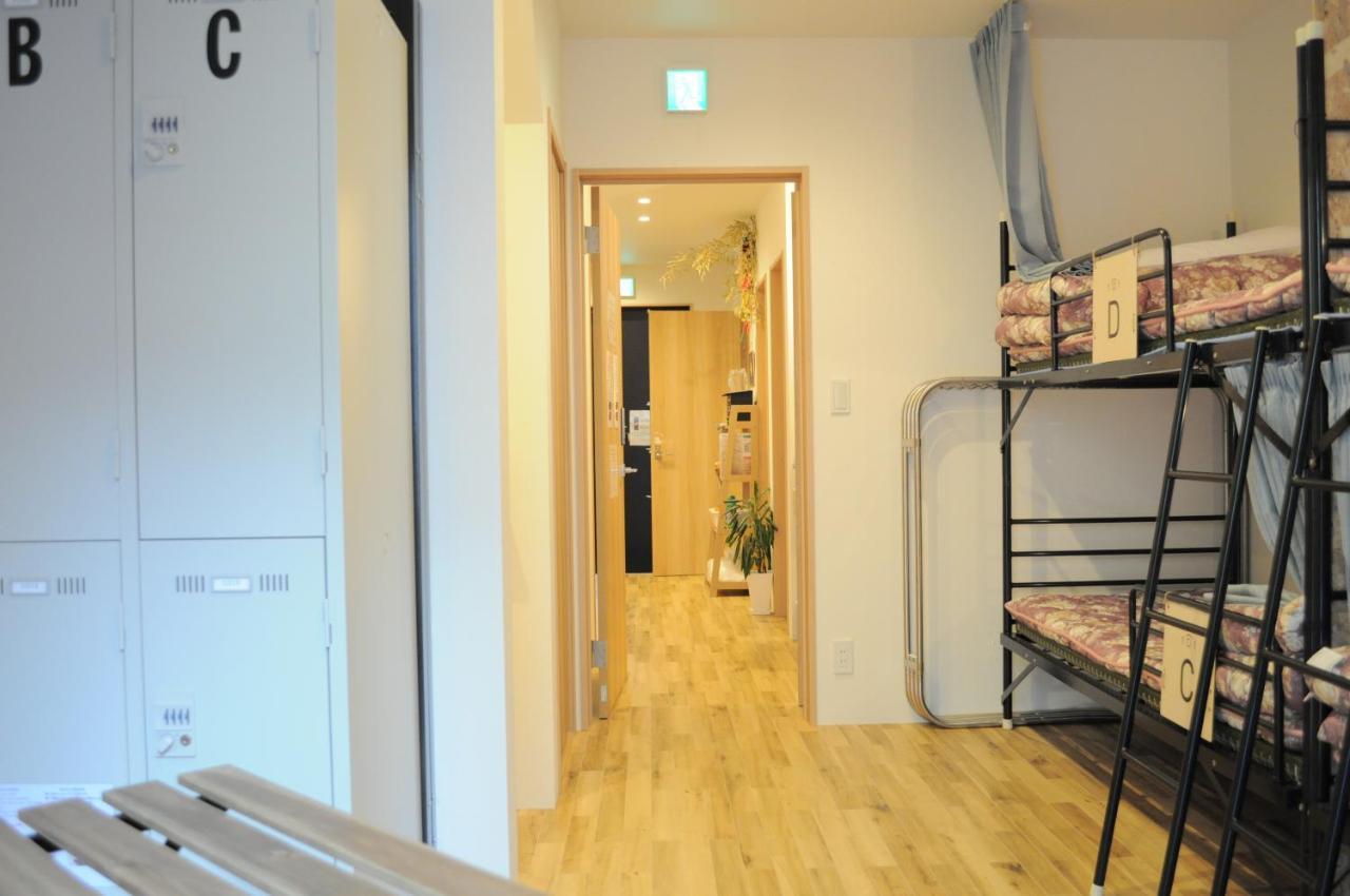 04 วิลเลจ คุโจะ Hostel โอซาก้า ภายนอก รูปภาพ